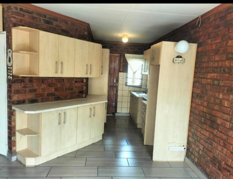 To Let 2 Bedroom Property for Rent in Uitsig Free State